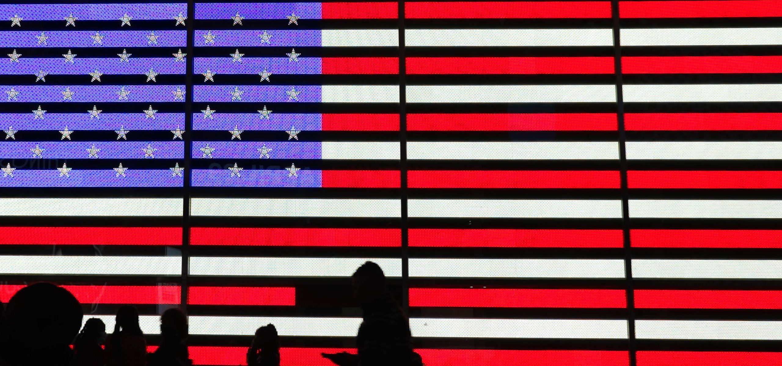 Yes, DACA recipients and other immigrants can be drafted for the army. Here is a summary about how the drafting system works.